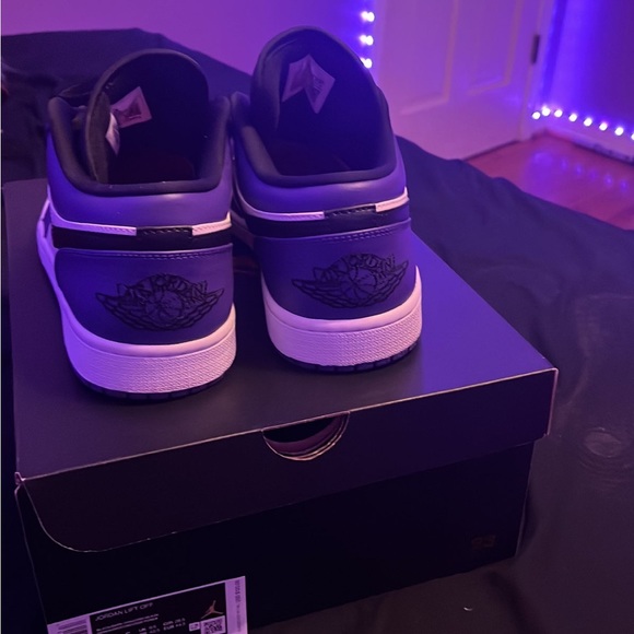 Jordan 1 - Picture 3 of 5